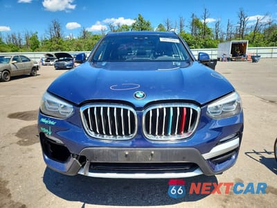 Piąte zdjęcie samochodu w środku: 2019 BMW X3 XDRIVE30I VIN:5UXTR9C50KLD94147 - miniatura