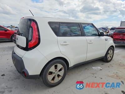 Trzecie zdjęcie samochodu z tyłu: 2015 KIA SOUL BASE VIN:KNDJN2A29F7808879 - miniatura