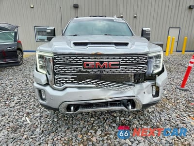 Piąte zdjęcie samochodu w środku: 2021 GMC SIERRA K3500 DENALI VIN:1GT49WEY6MF224014 - miniatura