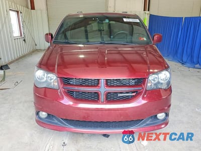 Piąte zdjęcie samochodu w środku: 2018 DODGE GRAND CARAVAN GT VIN:2C4RDGEG3JR341040 - miniatura