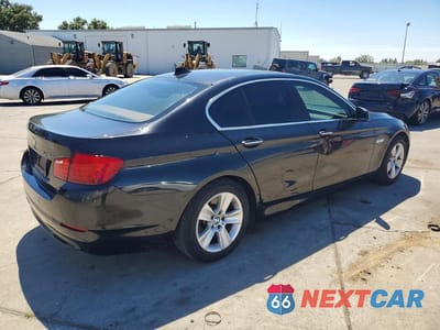 Trzecie zdjęcie samochodu z tyłu: 2013 BMW 528 I VIN:WBAXG5C59DDY33838 - miniatura