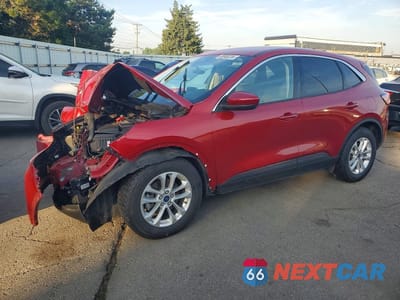 2020 FORD ESCAPE SE 1FMCU0G62LUC13438 - główne zdjęcie licytacji z USA - miniatura