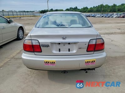 Zdjęcie 6 z 12 samochodu: 1996 HONDA ACCORD DX 25TH ANNIVERSARY VIN:1HGCD5680TA135393 - miniatura