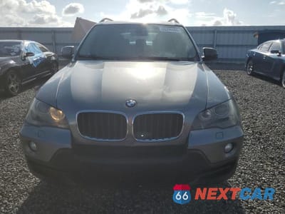 Piąte zdjęcie samochodu w środku: 2008 BMW X5 3.0I VIN:5UXFE43558L033207 - miniatura