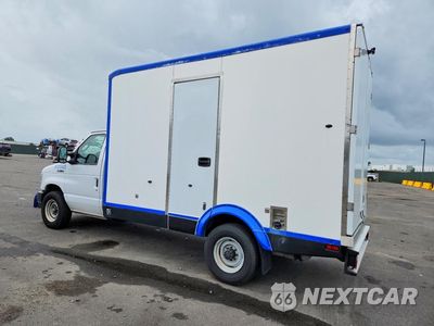 Drugie zdjęcie samochodu z przodu: 2023 FORD E350 REFRIGERATED BOX TRUCK VIN:1FDWE3FK1PDD09741 - miniatura