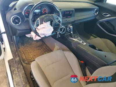 Zdjęcie 8 z 12 samochodu: 2023 CHEVROLET CAMARO LS VIN:1G1FB3DX7P0132219 - miniatura