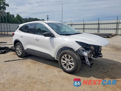 Czwarte zdjęcie samochodu z boku: 2023 FORD ESCAPE ACTIVE VIN:1FMCU9GN3PUA08020 - miniatura