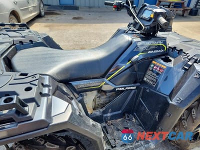 Piąte zdjęcie samochodu w środku: 2019 POLARIS SPORTSMAN ATV VIN:4XASXZ856KB666187 - miniatura