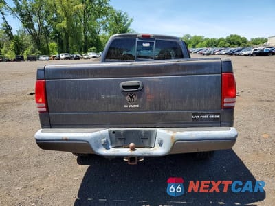 Zdjęcie 6 z 12 samochodu: 2003 DODGE DAKOTA SPORT VIN:1D7HG32N93S226562 - miniatura