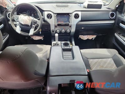 Zdjęcie 8 z 12 samochodu: 2020 TOYOTA TUNDRA SR5 VIN:5TFUY5F10LX895573 - miniatura