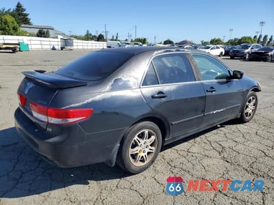 Trzecie zdjęcie samochodu z tyłu: 2003 HONDA ACCORD EX VIN:1HGCM66553A052456 - miniatura