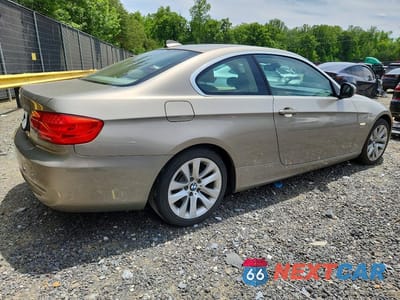 Trzecie zdjęcie samochodu z tyłu: 2011 BMW 328 XI SULEV VIN:WBAKF5C59BE656079 - miniatura