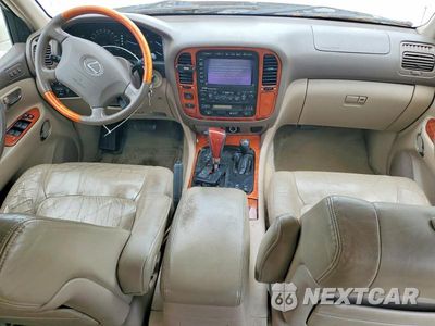 Zdjęcie 8 z 13 samochodu: 2002 LEXUS LX 470 VIN:JTJHT00W923523126 - miniatura