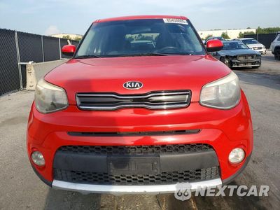 Piąte zdjęcie samochodu w środku: 2018 KIA SOUL + VIN:KNDJP3A52J7506739 - miniatura