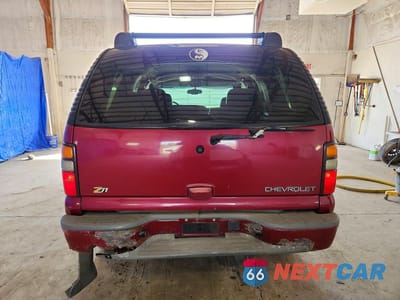 Zdjęcie 6 z 13 samochodu: 2004 CHEVROLET TAHOE K1500 VIN:1GNEK13ZX4R155227 - miniatura