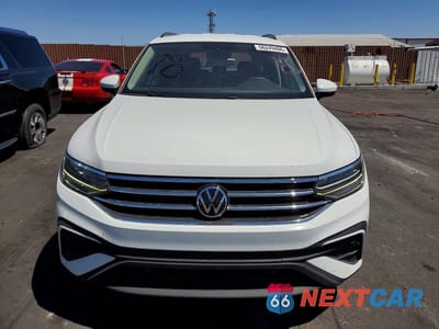 Piąte zdjęcie samochodu w środku: 2023 VOLKSWAGEN TIGUAN S VIN:3VVRB7AX7PM054331 - miniatura