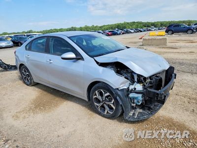Czwarte zdjęcie samochodu z boku: 2020 KIA FORTE LXS VIN:3KPF24ADXLE142414 - miniatura