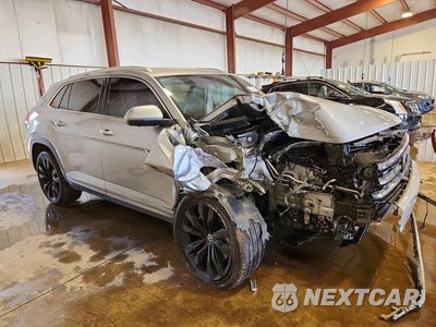 Czwarte zdjęcie samochodu z boku: 2023 VOLKSWAGEN ATLAS CROSS SPORT SEL PREMIUM R-LINE VIN:1V2FE2CA0PC217468 - miniatura