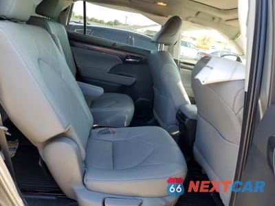 Zdjęcie 11 z 13 samochodu: 2025 TOYOTA HIGHLANDER PLATINUM VIN:5TDKDRBH5SS580964 - miniatura