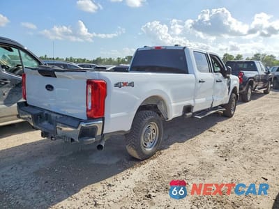 Trzecie zdjęcie samochodu z tyłu: 2023 FORD F350 SUPER DUTY VIN:1FT8W3BA9PED63757 - miniatura