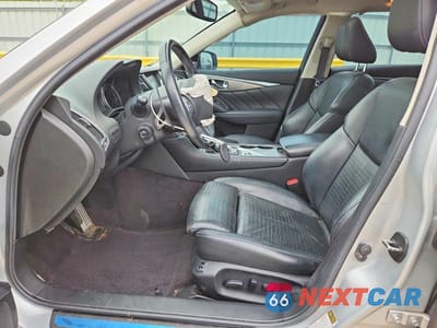 Zdjęcie 7 z 12 samochodu: 2017 INFINITI Q50 3.0T SPORT VIN:JN1EV7AP3HM733890 - miniatura