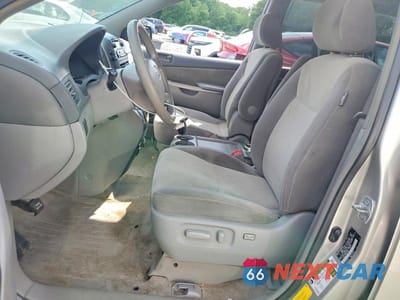 Zdjęcie 7 z 13 samochodu: 2008 TOYOTA SIENNA LE 8-PASSENGER VIN:5TDZK23C38S199864 - miniatura