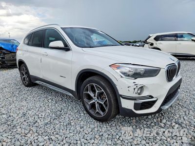 Czwarte zdjęcie samochodu z boku: 2018 BMW X1 XDRIVE28I VIN:WBXHT3C32J5K31622 - miniatura