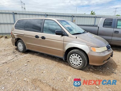 Czwarte zdjęcie samochodu z boku: 2004 HONDA ODYSSEY LX VIN:5FNRL18574B016241 - miniatura