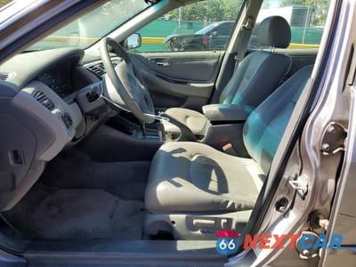 Zdjęcie 7 z 12 samochodu: 2000 HONDA ACCORD EX VIN:1HGCG1653YA044759 - miniatura