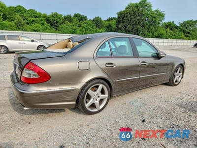 Trzecie zdjęcie samochodu z tyłu: 2009 MERCEDES-BENZ E 350 VIN:WDBUF56X39B407568 - miniatura