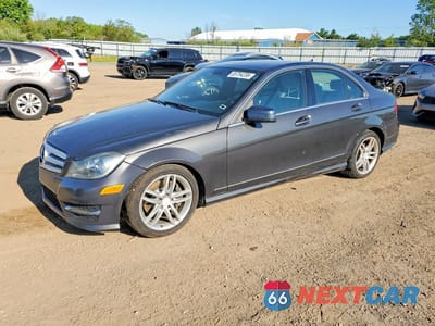 2013 MERCEDES-BENZ C 300 4MATIC WDDGF8AB5DA840065 - główne zdjęcie licytacji z USA - miniatura