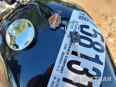 Zdjęcie 8 z 9 samochodu: 2012 HARLEY-DAVIDSON XL883 SUPERLOW VIN:1HD4CR217CC404563 - miniatura