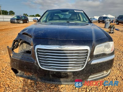 Piąte zdjęcie samochodu w środku: 2013 CHRYSLER 300C LUXURY VIN:2C3CCAPG4DH534427 - miniatura