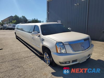 Czwarte zdjęcie samochodu z boku: 2008 CADILLAC ESCALADE ESV VIN:1GYFK66868R120746 - miniatura