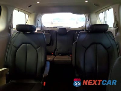 Zdjęcie 10 z 14 samochodu: 2020 CHRYSLER PACIFICA TOURING L VIN:2C4RC1BG5LR112110 - miniatura