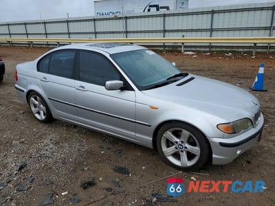 Czwarte zdjęcie samochodu z boku: 2005 BMW 325 I VIN:WBAEV33435KW16940 - miniatura