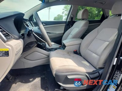 Zdjęcie 7 z 13 samochodu: 2018 HYUNDAI TUCSON SE VIN:KM8J23A41JU700603 - miniatura