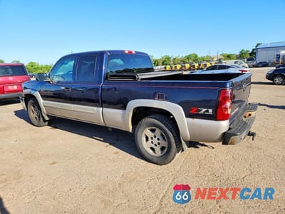 Drugie zdjęcie samochodu z przodu: 2005 CHEVROLET SILVERADO K1500 VIN:1GCEK19B15Z187410 - miniatura