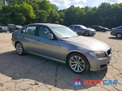 Czwarte zdjęcie samochodu z boku: 2011 BMW 328 XI VIN:WBAPK7G56BNN86919 - miniatura