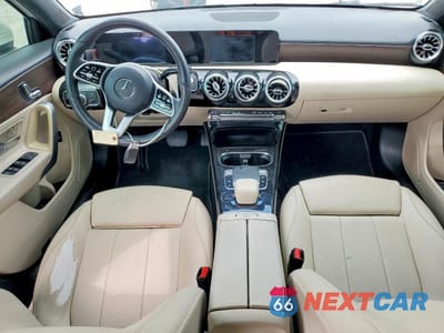 Zdjęcie 8 z 12 samochodu: 2019 MERCEDES-BENZ A 220 VIN:WDD3G4EB4KW035429 - miniatura
