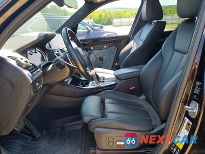 Zdjęcie 7 z 14 samochodu: 2019 BMW X3 XDRIVE30I VIN:5UXTR9C54KLR09051 - miniatura