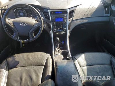 Zdjęcie 8 z 12 samochodu: 2013 HYUNDAI SONATA LIMITED VIN:5NPEC4AC6DH535467 - miniatura
