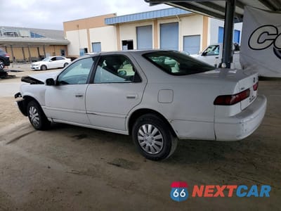 Drugie zdjęcie samochodu z przodu: 1999 TOYOTA CAMRY LE VIN:JT2BG22K7X0289606 - miniatura