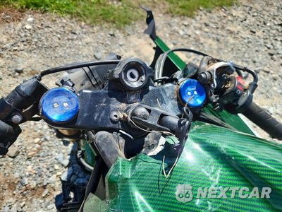Zdjęcie 7 z 8 samochodu: 2018 HONDA CBR600 RR VIN:JH2PC40J6JK400311 - miniatura