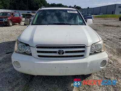 Piąte zdjęcie samochodu w środku: 2003 TOYOTA HIGHLANDER LIMITED VIN:JTEGF21A230077548 - miniatura