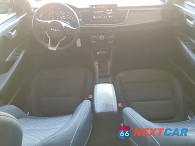 Zdjęcie 8 z 12 samochodu: 2023 KIA RIO S VIN:3KPA24AD5PE615880 - miniatura