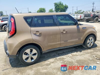 Trzecie zdjęcie samochodu z tyłu: 2016 KIA SOUL BASE VIN:KNDJN2A28G7273366 - miniatura