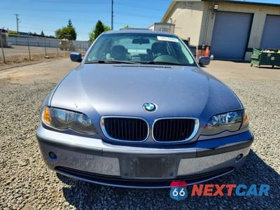 Piąte zdjęcie samochodu w środku: 2002 BMW 325 XI VIN:WBAEU33442PF71866 - miniatura