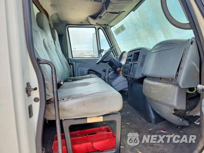 Zdjęcie 11 z 13 samochodu: 2002 INTERNATIONAL 4300 BOX TRUCK VIN:1HTMMAAM02H506612 - miniatura