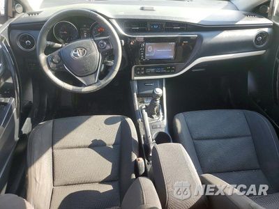 Zdjęcie 8 z 13 samochodu: 2017 TOYOTA COROLLA IM BASE VIN:JTNKARJE7HJ527605 - miniatura